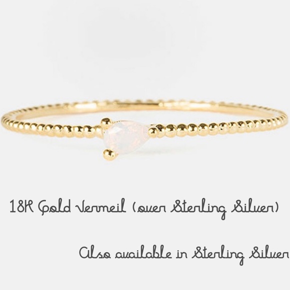 Dainty Gold Dot Band with Tiny Pair-Cut Opal Stone-sz 6 or 7 only- Boutique - Picture 1 of 7